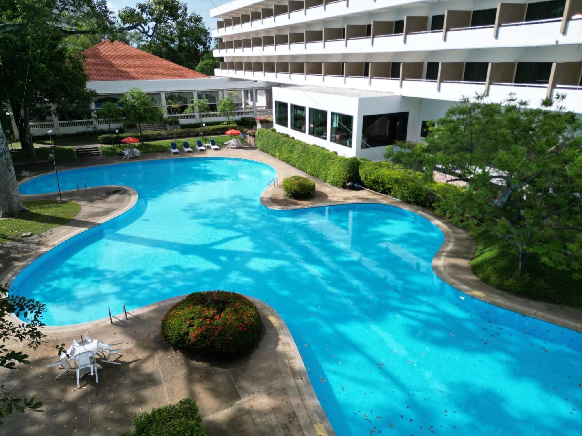 Purimas Beach Hotel & Spa Ban Chang  Exterior foto