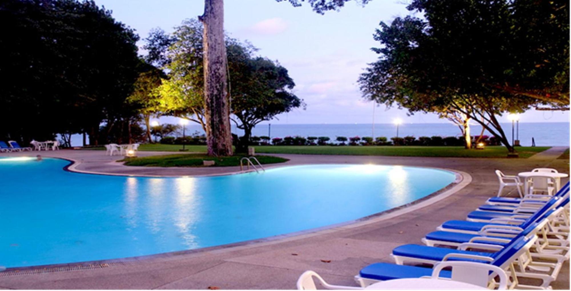 Purimas Beach Hotel & Spa Ban Chang  Exterior foto