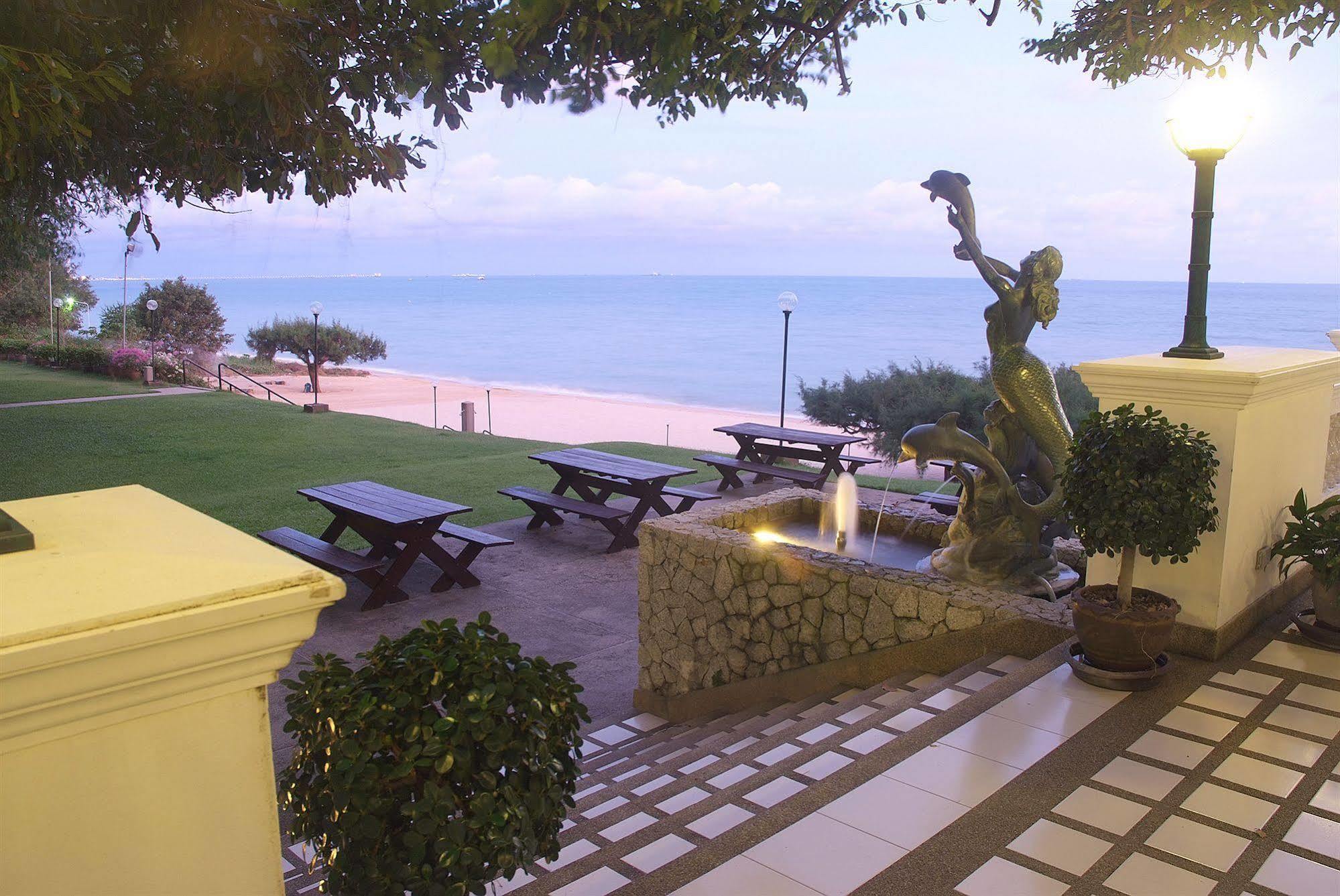 Purimas Beach Hotel & Spa Ban Chang  Exterior foto