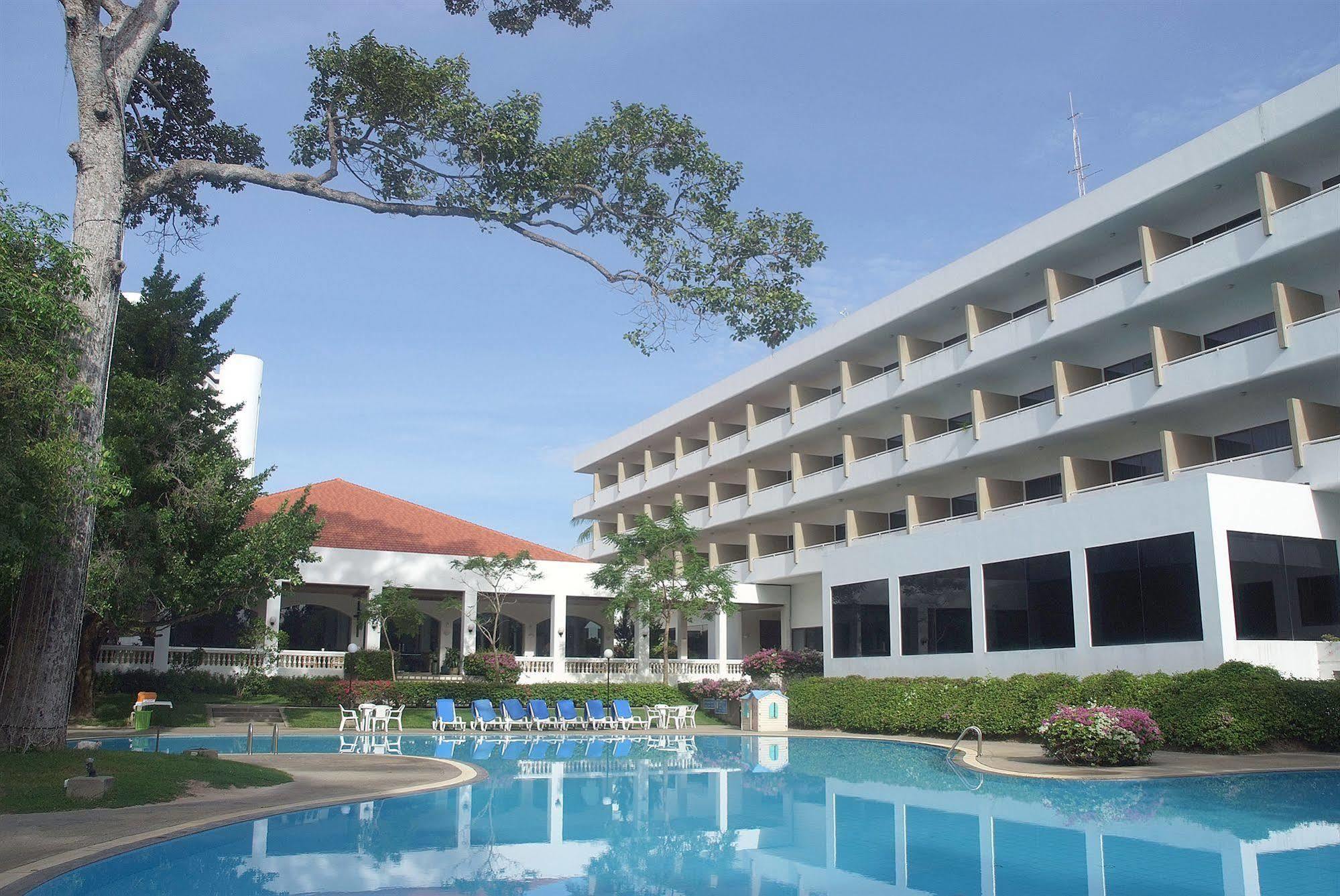 Purimas Beach Hotel & Spa Ban Chang  Exterior foto
